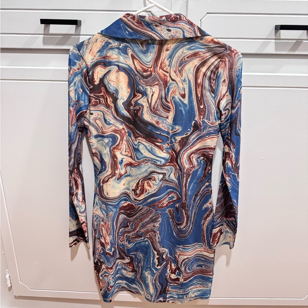 Bundle Dress - Picture 2 of 6